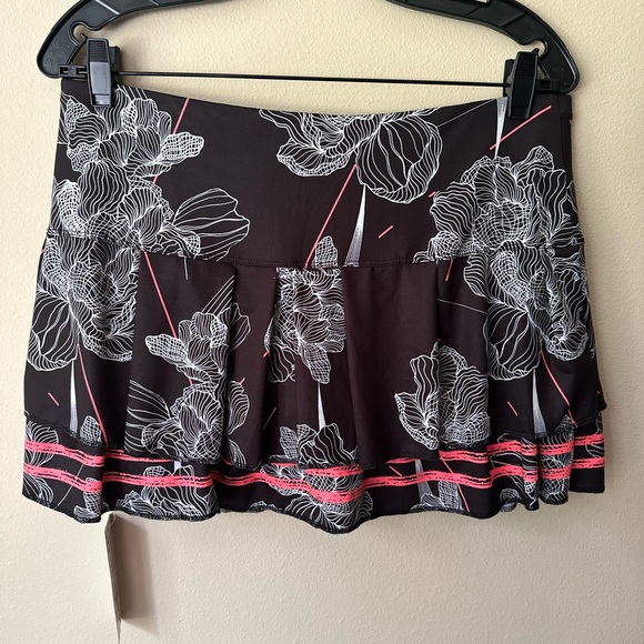 Lucky in Love Black and Pink Floral Mini Skirt with shorts. - Picture 3 of 8